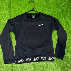 Nike black sweatshirt youth large